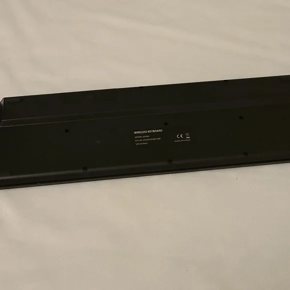 Wireless Keyboard Model: G9300 - Picture 11 of 13